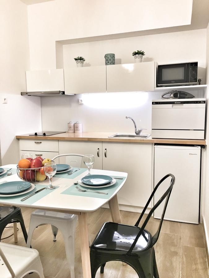 Athina Apartments أثينا الغرفة الصورة